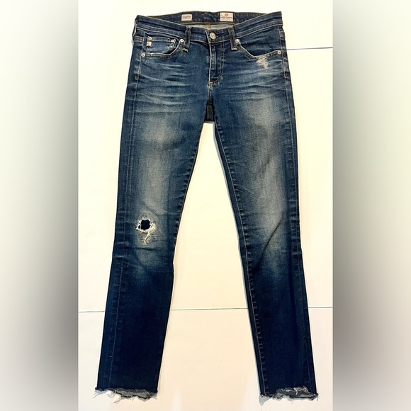 AG Adriano Goldschmied Women’s Distressed Blue Jeans Size 26R - Picture 1 of 16